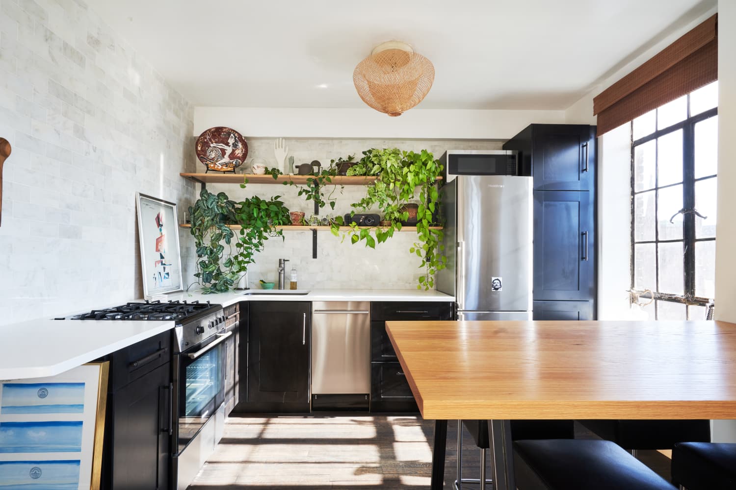 13 Best Black Kitchen Cabinet Ideas | Apartment Therapy